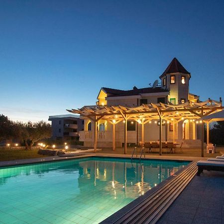 Villa Dream Срима Екстериор снимка