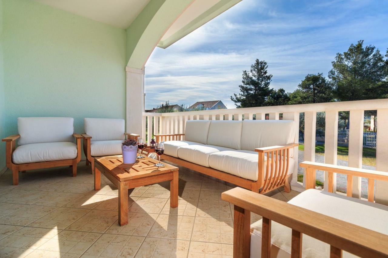 Villa Dream Срима Екстериор снимка