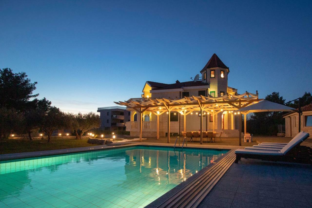 Villa Dream Срима Екстериор снимка