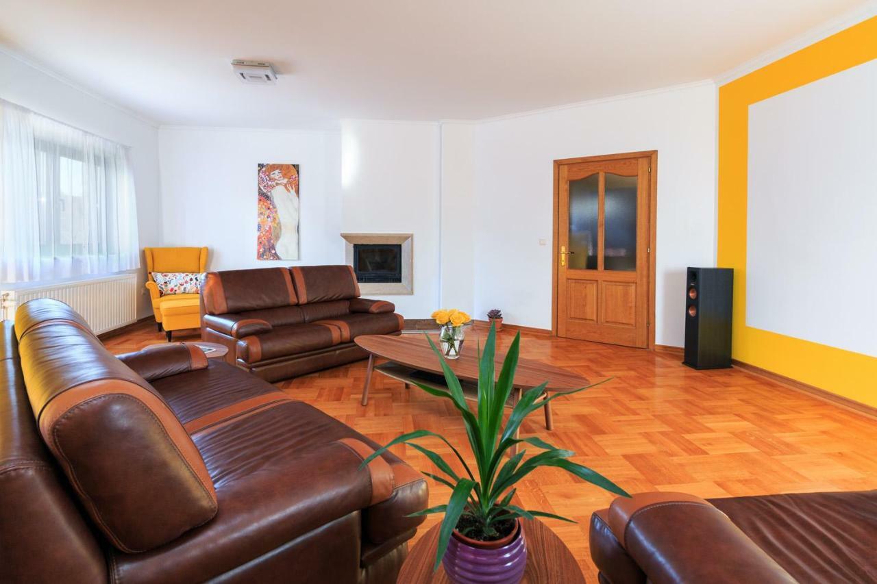 Villa Dream Срима Екстериор снимка